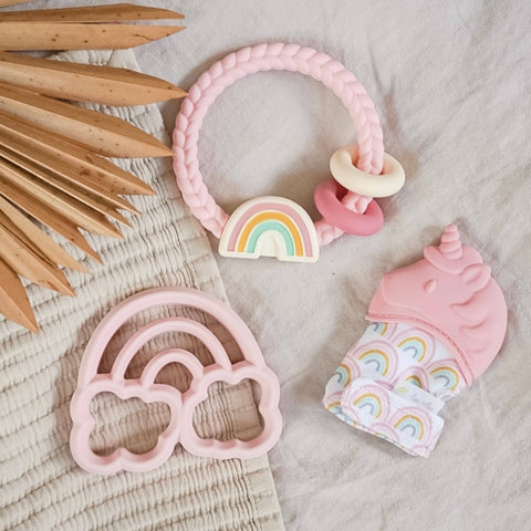 Ritzy Rattle™ & Silicone Teether - Highland Cow