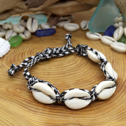 Adjustable Cowrie Shell Bracelet - Black