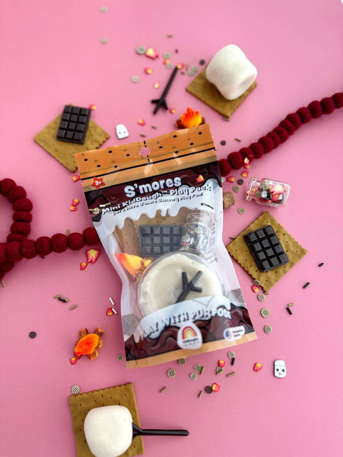 S'mores Mini Play Dough-To-Go