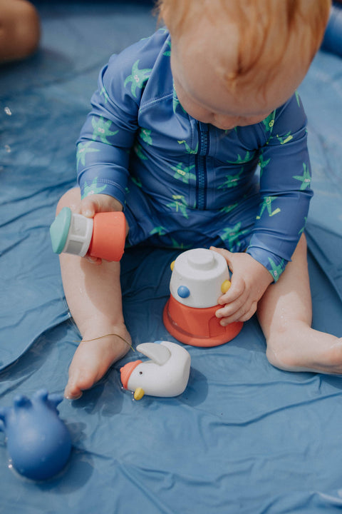 Itzy Stack & Squirt™ - Bath & Water Toy