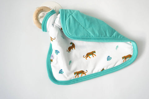 Sprig Quilted Lovey | Bengal