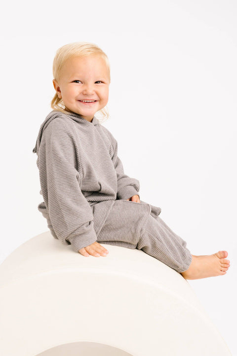 Pebble Gray Waffle Cargo Set