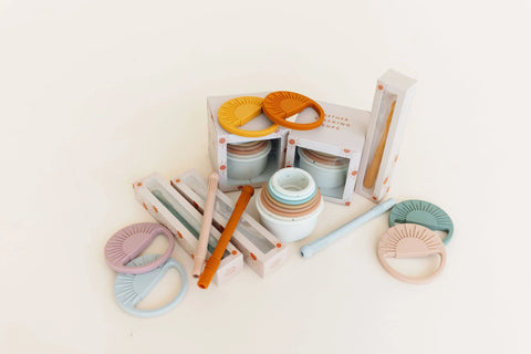 Magic Teething Wand: Mustard