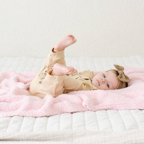 Bamboni® Receiving Blanket: Light Pink