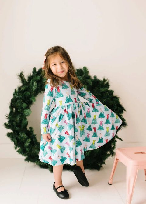 Gwendolyn Dress in Trim The Tree