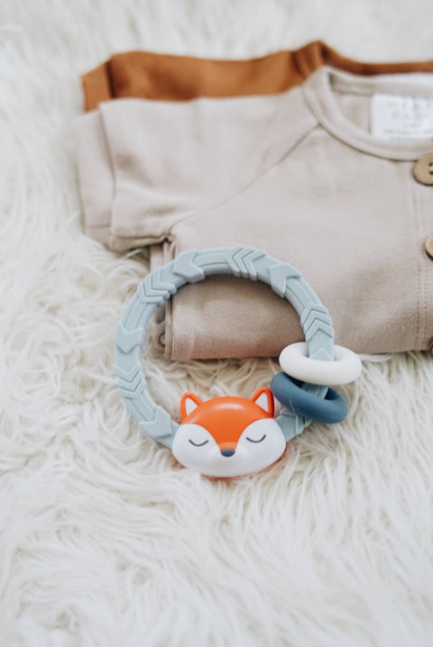 Ritzy Rattle™ & Silicone Teether - Highland Cow