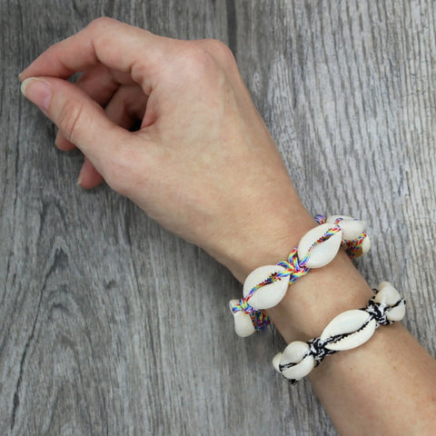 Adjustable Cowrie Shell Bracelet - Black