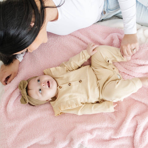 Bamboni® Receiving Blanket: Light Pink