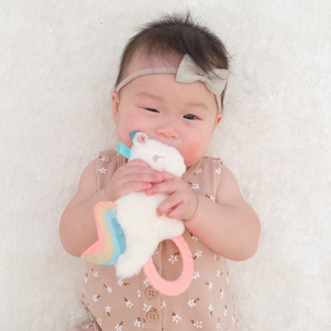 Ritzy Rattle Pal™ Plush Rattle Pal with Teether: Unicorn - Itzy Ritzy