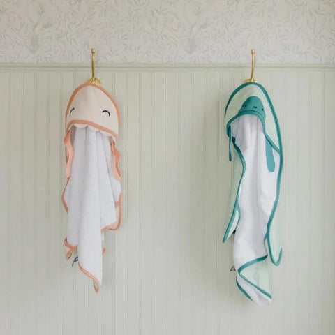 Turtle Character Hooded Towel - Wade - Copper Pearl