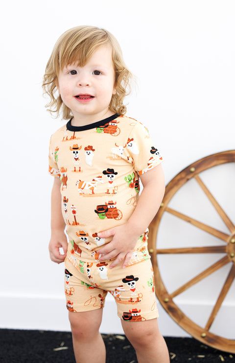 Willie Glow In The Dark 2-Piece Pajamas with Shorts - Birdie Bean