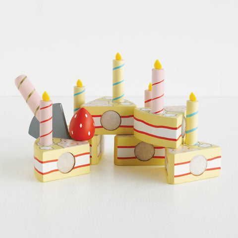 Birthday Cake & Candles Wooden Toy - Le Toy Van